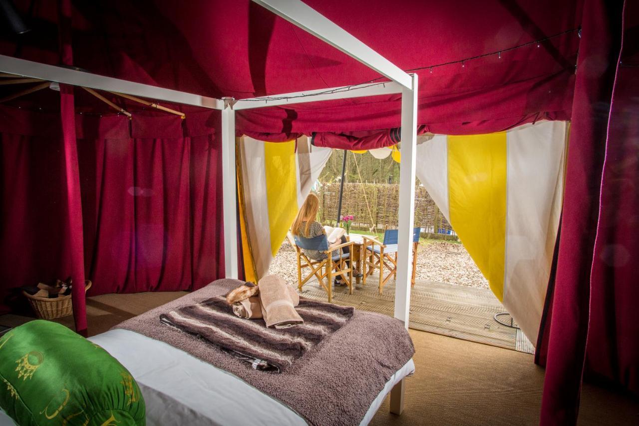 Leeds Castle Knights Glamping Leeds (Kent) Exterior foto